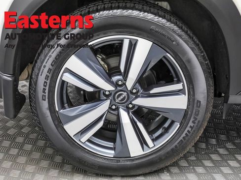 Used 2022 Nissan Rogue SL w/ SL Premium Package image 30