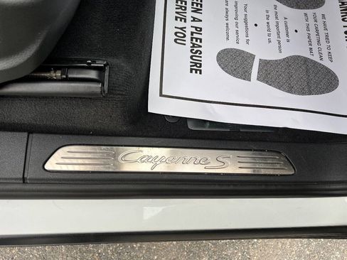 Used 2014 Porsche Cayenne S image 14