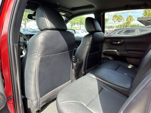 Used 2023 Toyota Tacoma Limited AWD/4WD image 18
