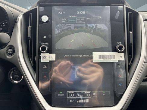 Used 2025 Subaru Crosstrek 2.0i Premium image 21