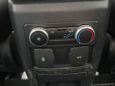 Used 2023 Ford Explorer XLT w/ Equipment Group 202A AWD/4WD image 61