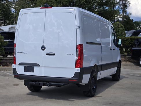 New 2025 Mercedes-Benz Sprinter 2500 image 7