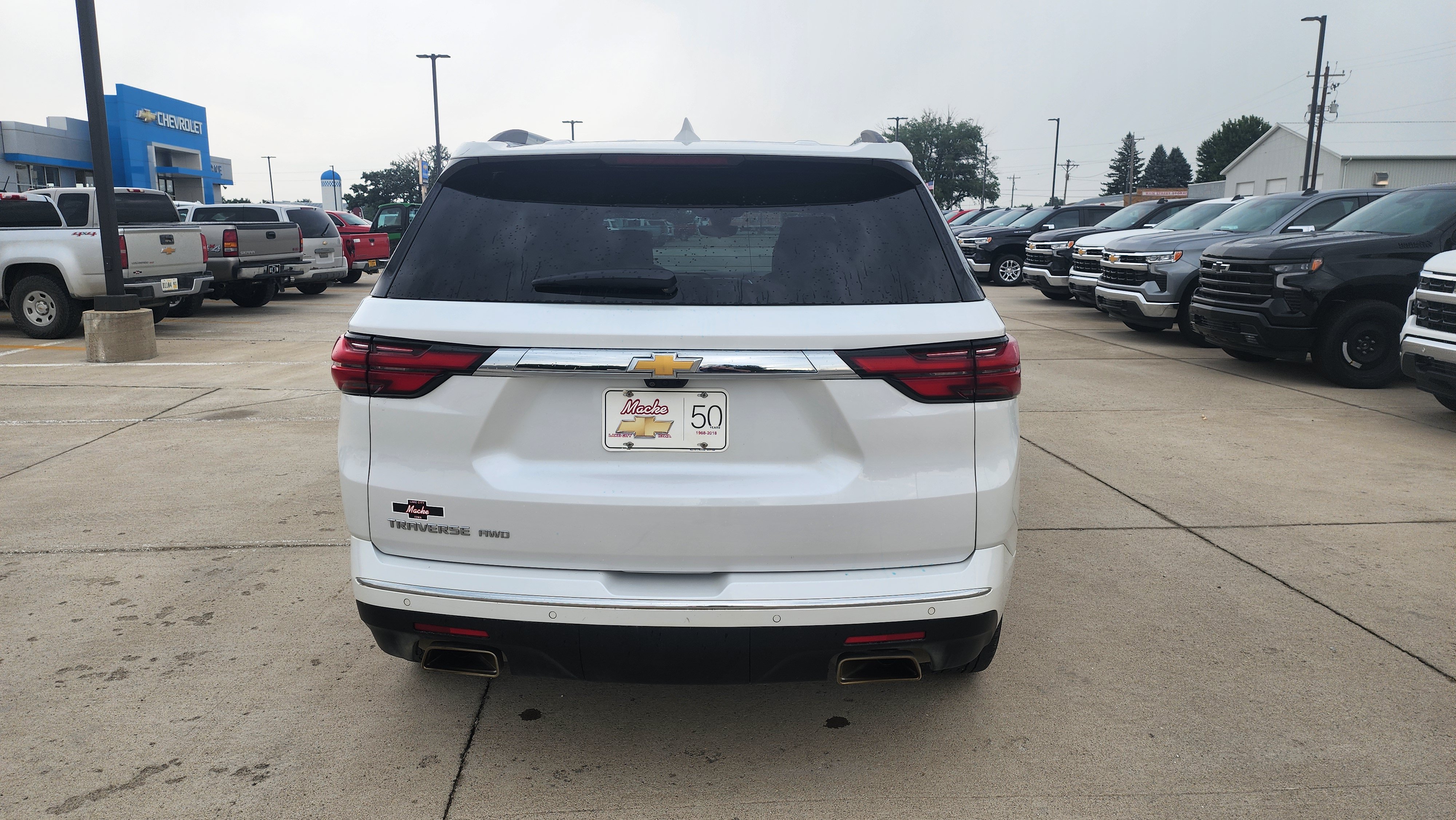 Used 2023 Chevrolet Traverse High Country AWD/4WD image 5