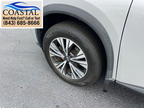 Used 2022 Nissan Rogue SV FWD image 18