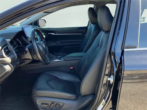 Used 2021 Toyota Camry XSE w/ Cold Weather Package image 19