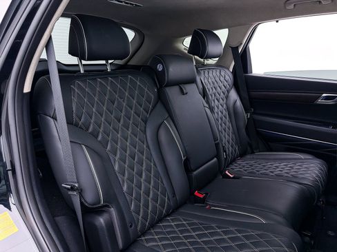 Used 2024 Genesis GV80 3.5T w/ Prestige Package image 47