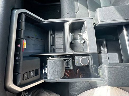 Used 2024 Toyota Tundra Limited w/ Power Package RWD image 29