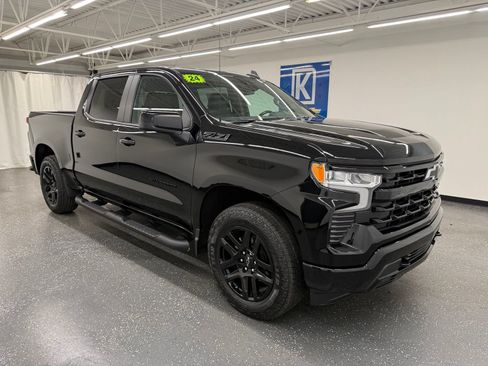 Used 2024 Chevrolet Silverado 1500 RST w/ Convenience Package II AWD/4WD image 1