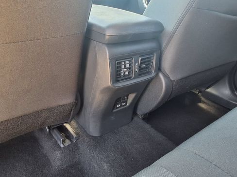 Used 2024 Toyota RAV4 XLE FWD image 24