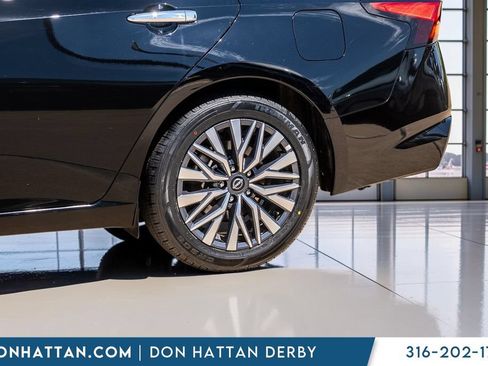 Used 2025 Nissan Altima 2.5 SV FWD image 39