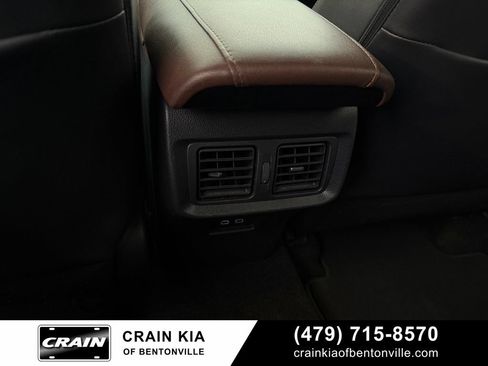 Used 2023 Toyota Venza Limited AWD/4WD image 27