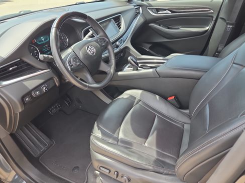 Used 2019 Buick Enclave Avenir w/ Avenir Technology Package FWD image 15