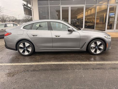 Certified 2023 BMW i4 eDrive40 image 2