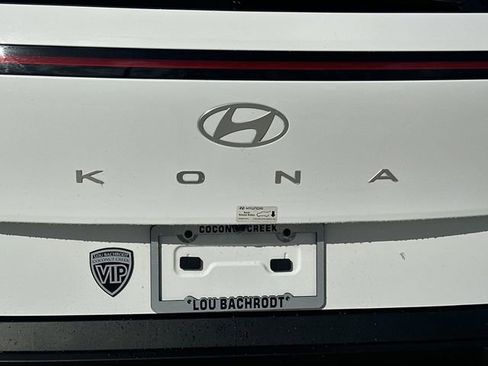 Used 2025 Hyundai Kona SEL FWD image 21