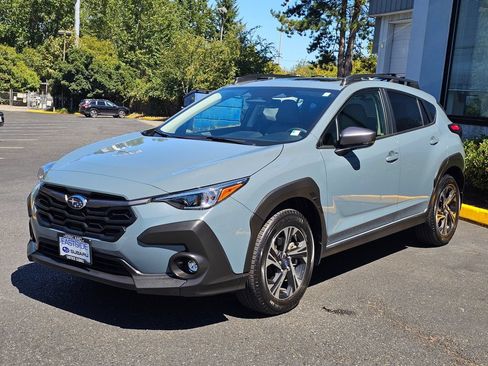 Used 2024 Subaru Crosstrek 2.0i Premium AWD/4WD image 3