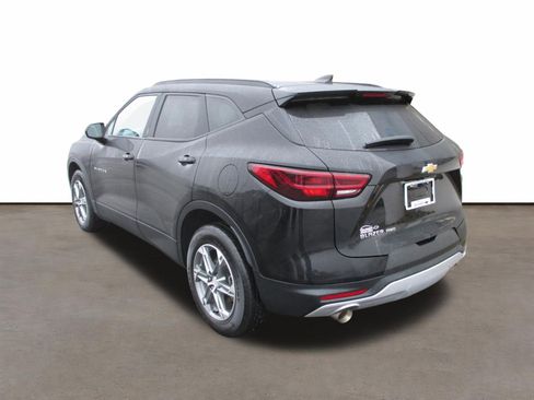 Used 2023 Chevrolet Blazer LT w/ Convenience Package image 3