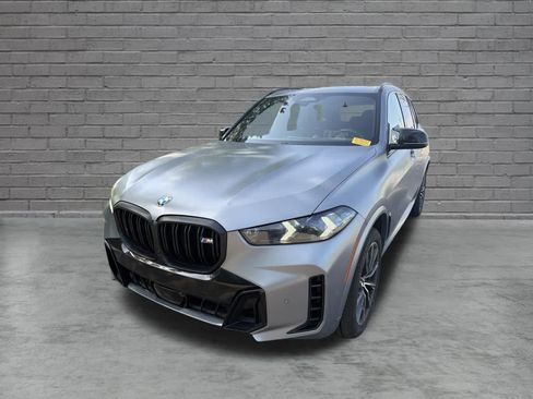 Used 2024 BMW X5 M60i w/ M Sport Professional Package AWD/4WD image 2