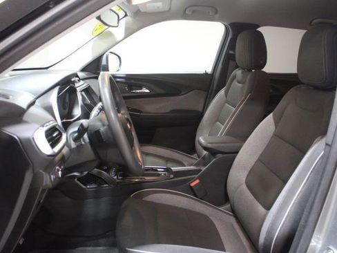 Used 2023 Chevrolet TrailBlazer LT w/ Convenience Package FWD image 17