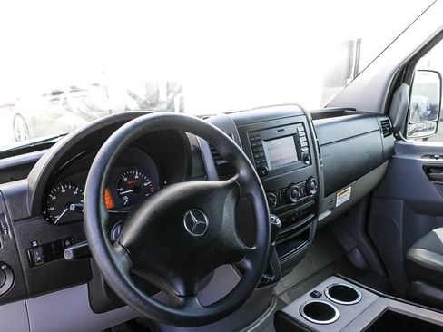 Used 2017 Mercedes-Benz Sprinter 3500 image 27