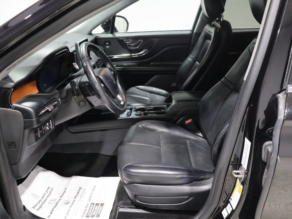 Used 2020 Lincoln Corsair Reserve w/ Equipment Group 201A AWD/4WD image 9