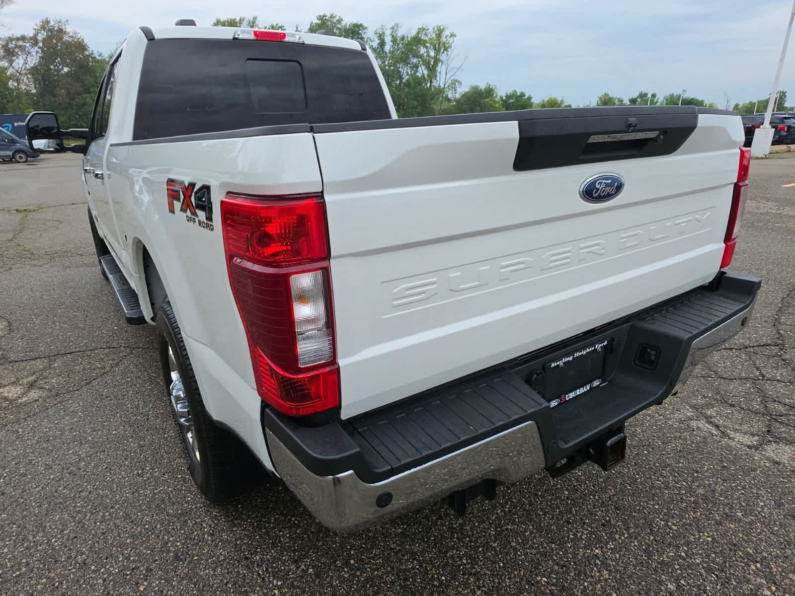 Used 2022 Ford F350 Lariat w/ Lariat Ultimate Package AWD/4WD image 11