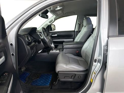 Used 2021 Toyota Tundra SR5 w/ SR5 Leather Package image 10