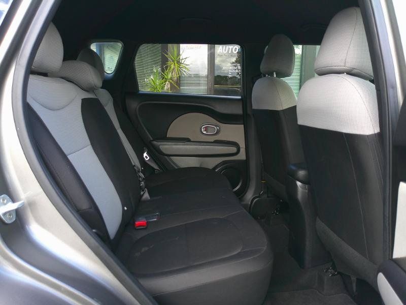 Used 2019 Kia Soul FWD image 20