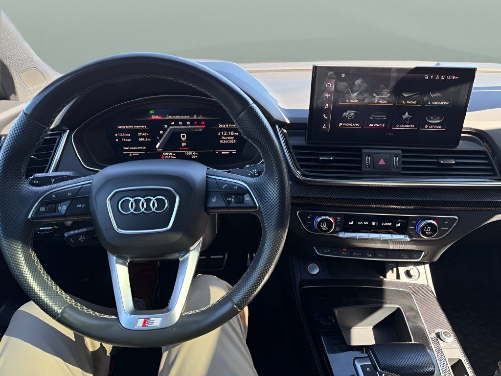 Used 2021 Audi SQ5 Prestige AWD/4WD image 11