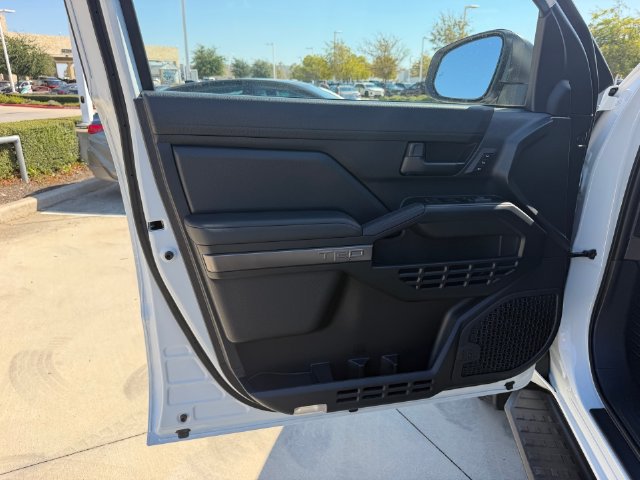 New 2026 Toyota 4Runner TRD Off-Road Premium AWD/4WD image 8