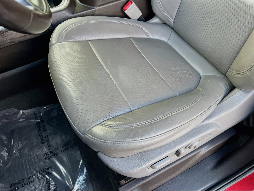 Used 2020 Chevrolet Silverado 1500 LTZ w/ LTZ Premium Package RWD image 19