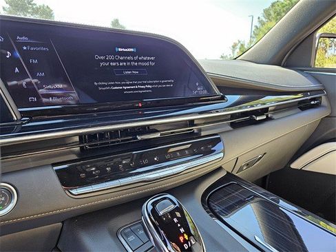 Certified 2024 Cadillac Escalade Sport w/ LPO, ONYX Package image 25