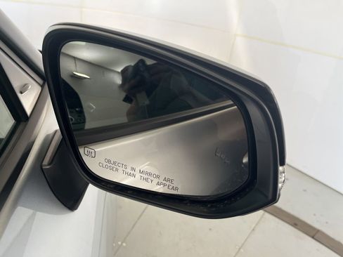 Used 2023 Toyota Highlander XSE AWD/4WD image 51