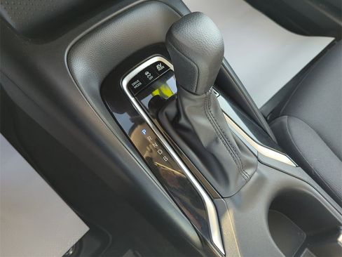 Used 2024 Toyota Corolla LE w/ LE Convenience Package image 26