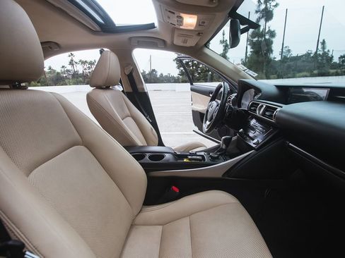 Used 2014 Lexus IS 250 image 18