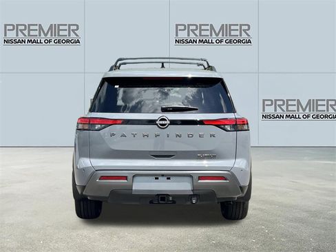 New 2026 Nissan Pathfinder Platinum FWD image 26