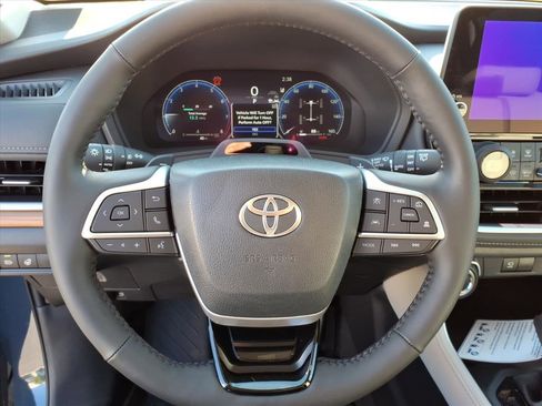 New 2026 Toyota Grand Highlander Platinum image 12