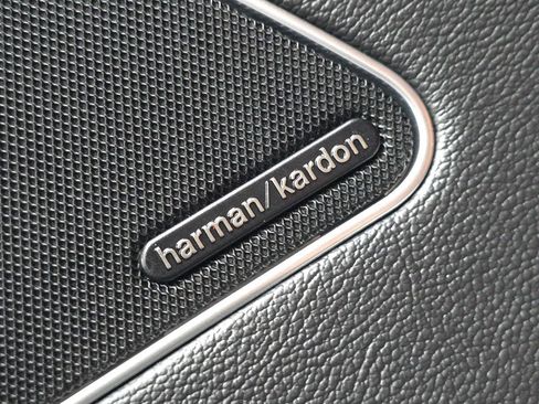 Used 2022 Maserati Levante GT image 27