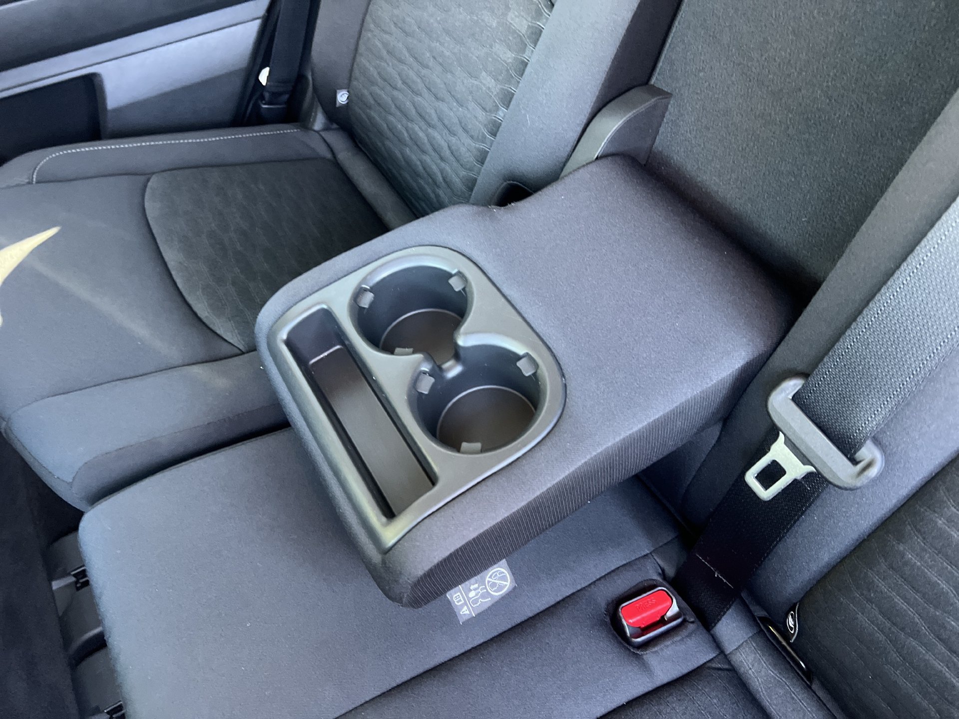 Used 2024 Nissan Pathfinder SV FWD image 19