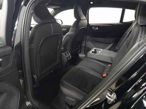 Certified 2023 Volvo C40 P8 Recharge Ultimate image 35