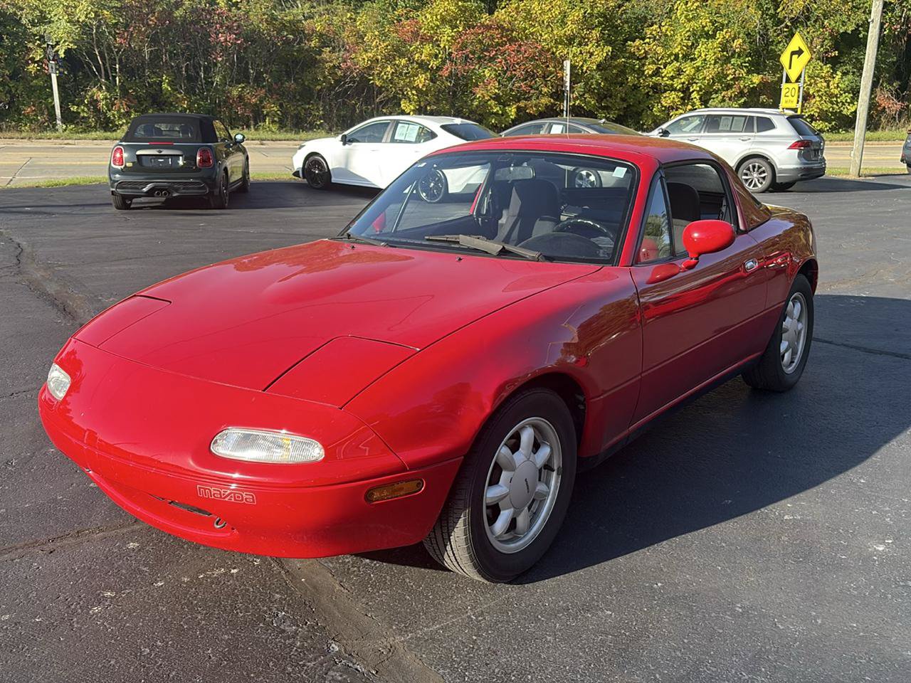 Used 1990 MAZDA MX-5 Miata RWD image 3