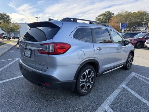 Used 2025 Subaru Ascent Touring image 5