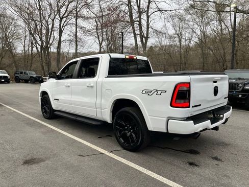 Used 2022 RAM 1500 Laramie AWD/4WD image 10