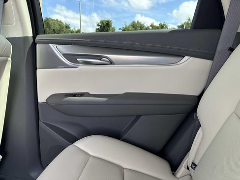 New 2026 Cadillac XT5 Premium Luxury w/ Driver Assist Package FWD image 15