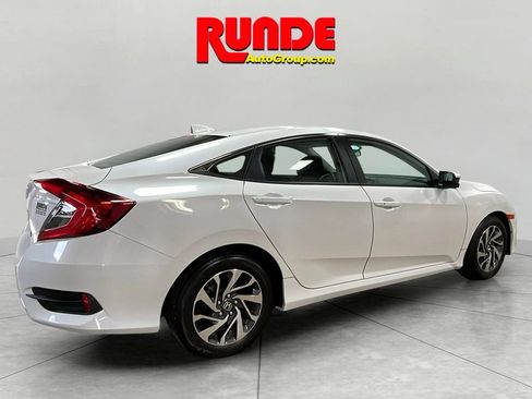 Used 2017 Honda Civic EX image 5