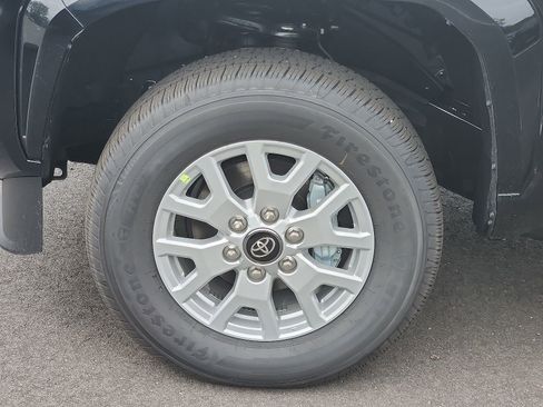 New 2025 Toyota Tacoma SR5 image 5