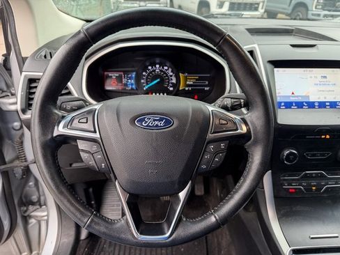 Used 2020 Ford Edge SEL w/ Convenience Package image 8