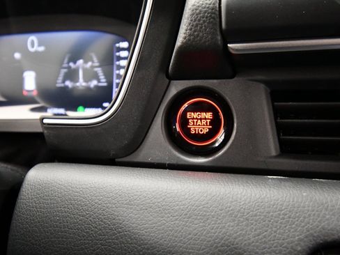 New 2026 Honda Pilot Touring image 25