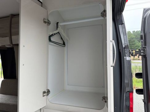 Used 2022 RAM ProMaster 1500 w/ Premium Convenience Group (B) FWD image 46