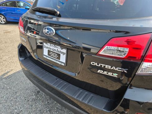 Used 2014 Subaru Outback 2.5i Limited AWD/4WD image 15