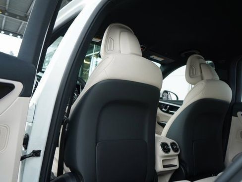 New 2026 Mercedes-Benz GLC 300 image 27
